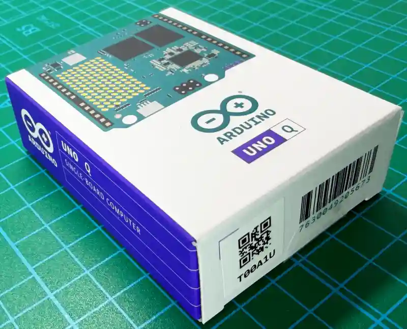 Arduino Uno Q外観 梱包状態