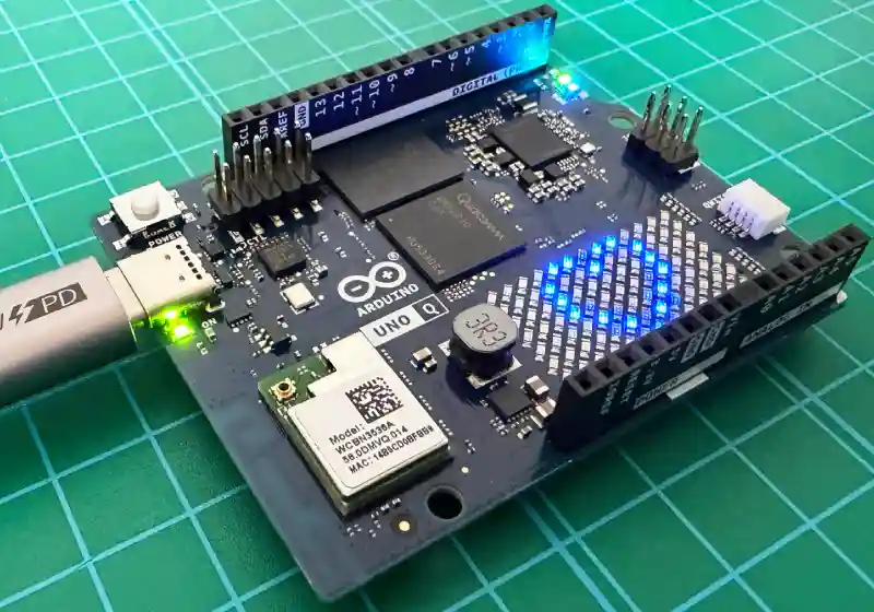 Arduino Uno Qの接続
