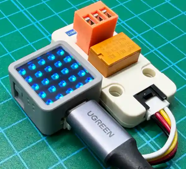 Arduino UNO Q AI画像認識ATOM遠隔通知