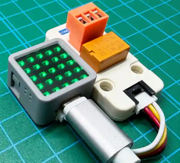 Arduino UNO Q AI画像認識ATOM遠隔通知